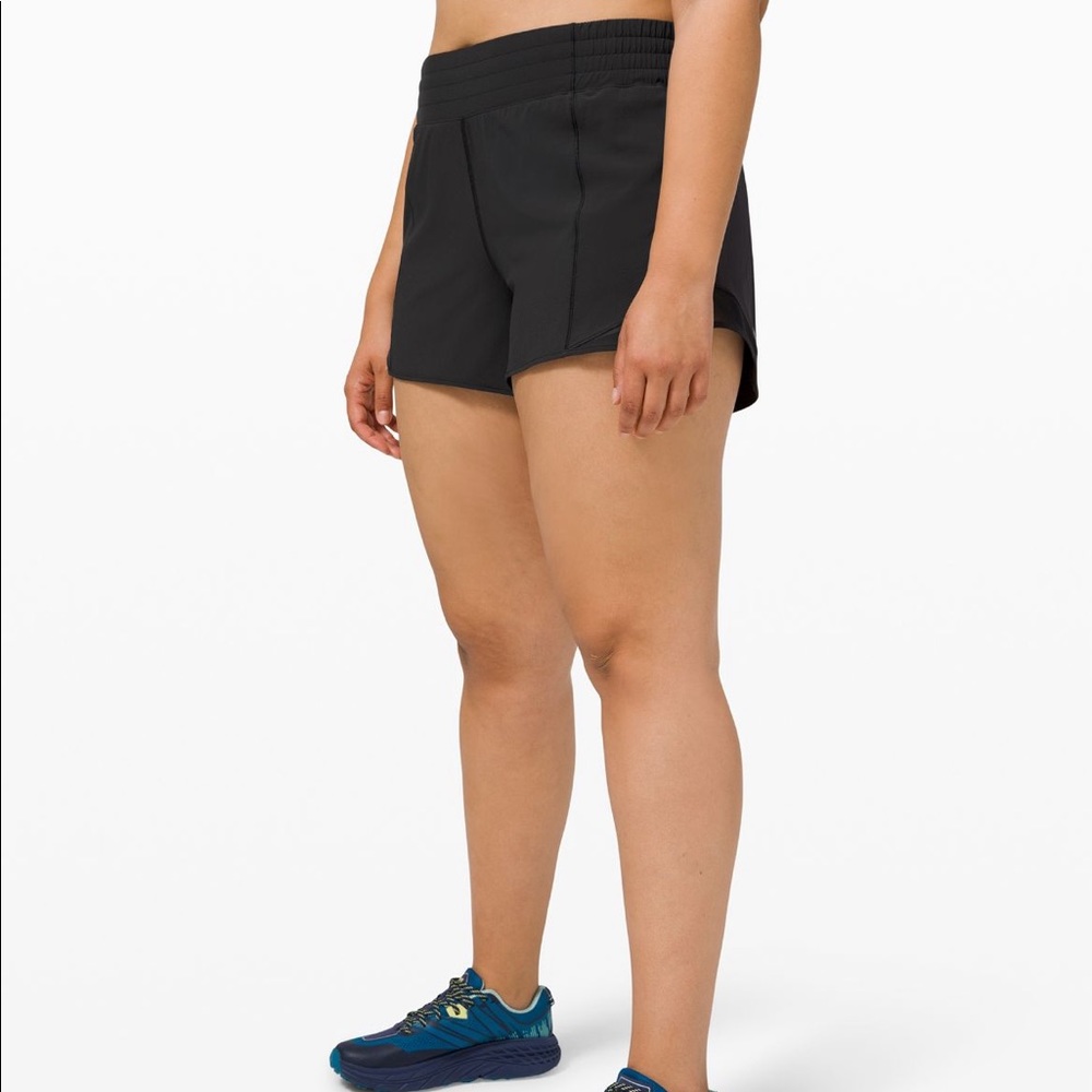lululemon Hotty Hot High Rise Shorts 4”